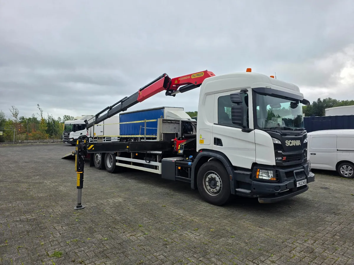 2022 SCANIA P320 XT 6X2, 26ft sterling cheesewedge - Image 2