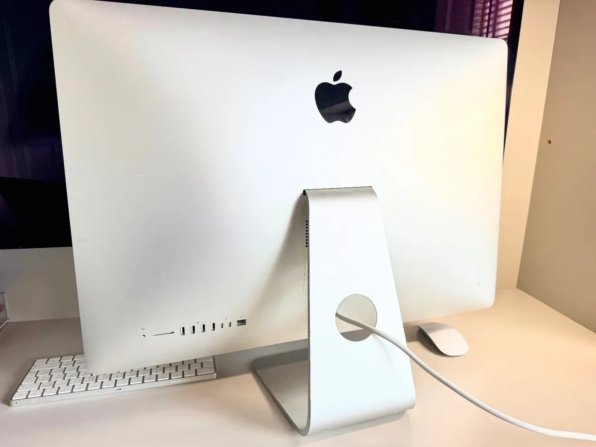 iMAC - Image 2