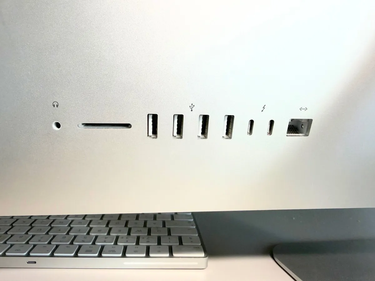 iMAC - Image 3