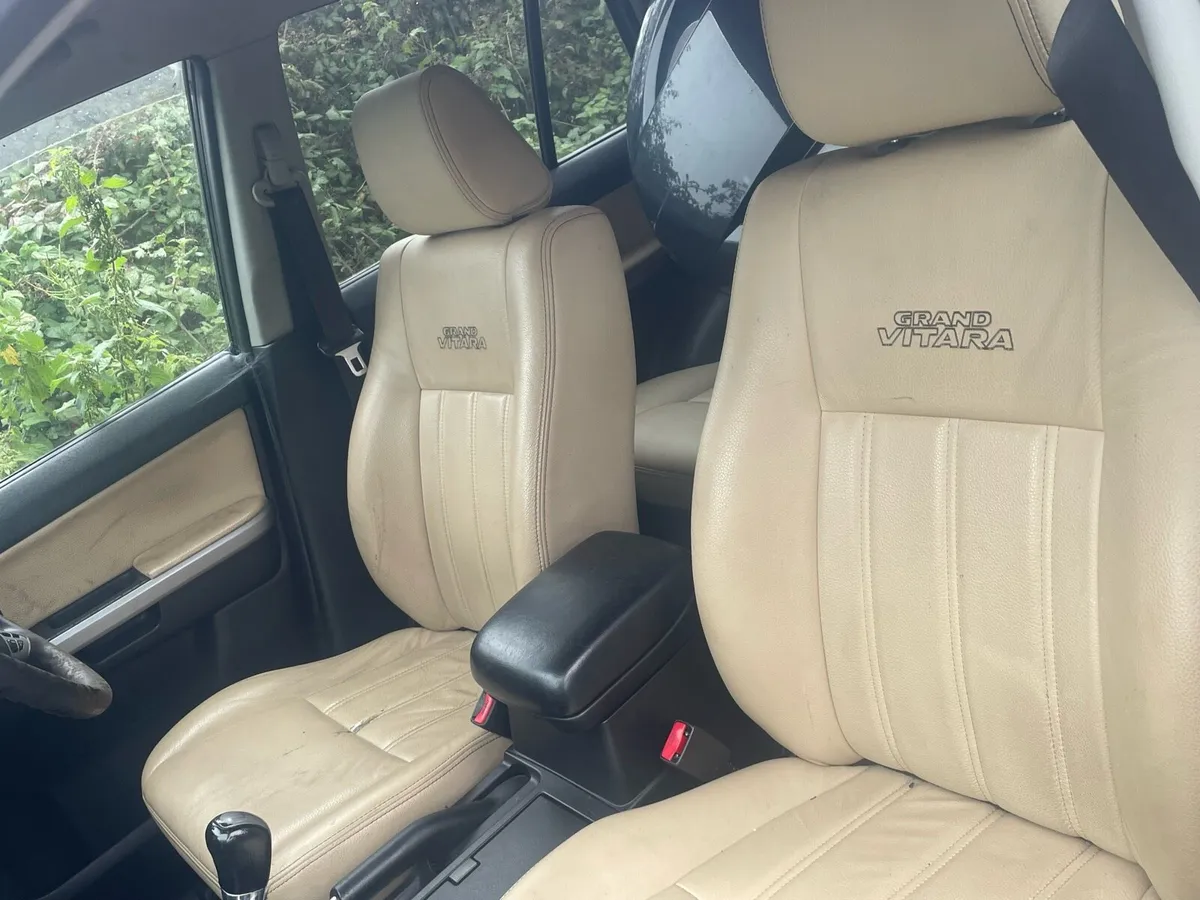 Suzuki Grand Vitara – For Repair / Breaking - Image 4