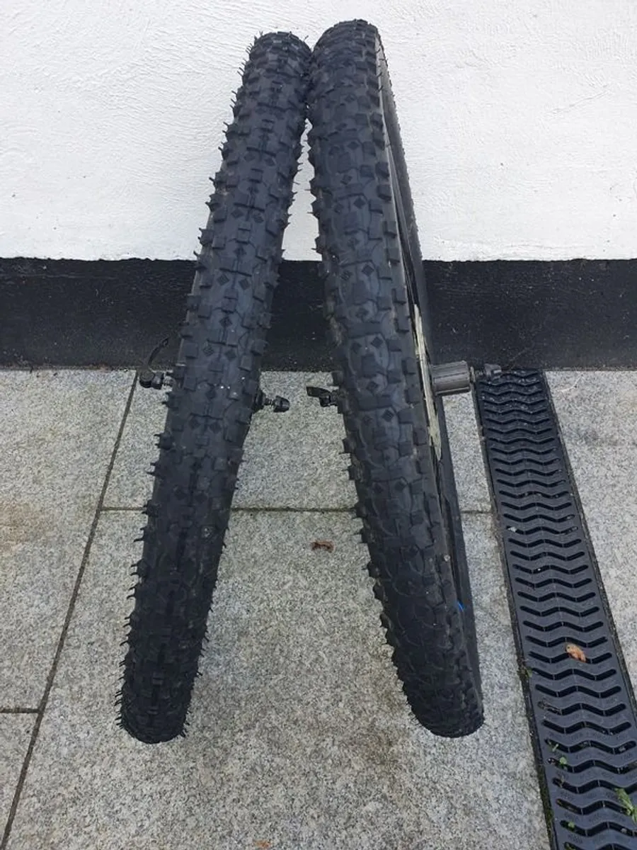 Wheel Tyre Tube 27.5" - Image 4