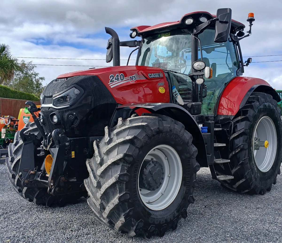 Case puma tractor - Image 1