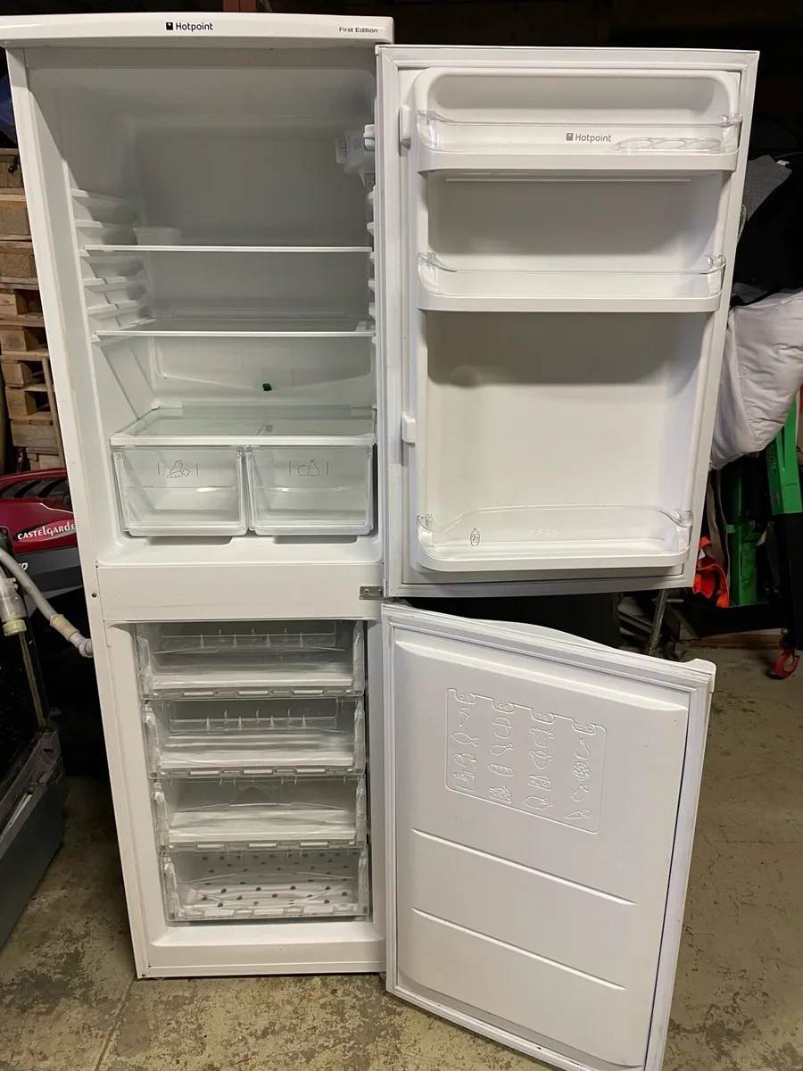Fridge freezer - Image 2