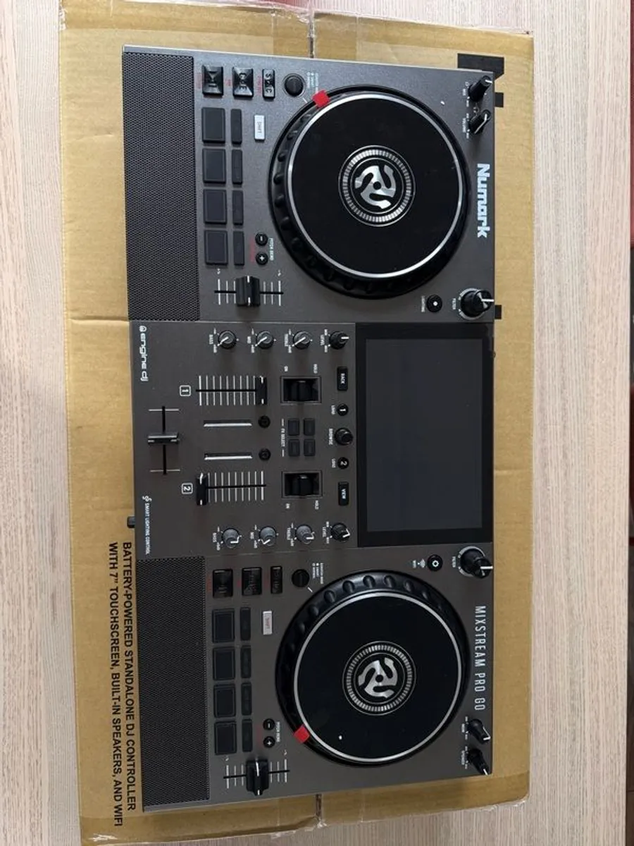 Numark Mixstream Pro Go Standalone DJ Controller  Like New / Boxed - Image 3