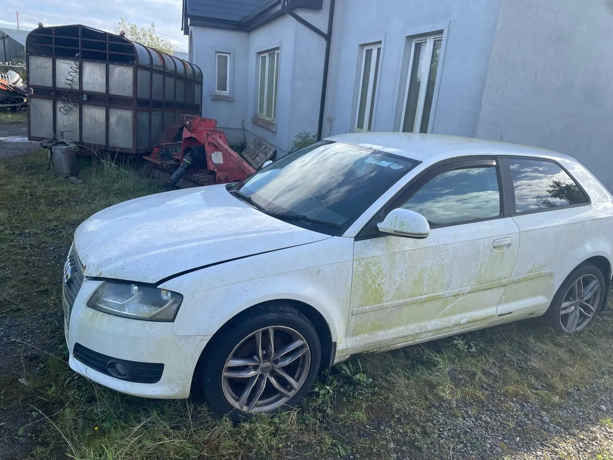 2010 Audi A3 Hatchback – For Repair or Breaking - Image 3