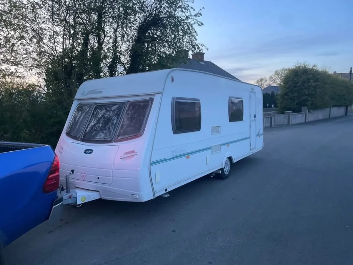 Caravan 6 Berth Lunar Zenith Six - Image 1