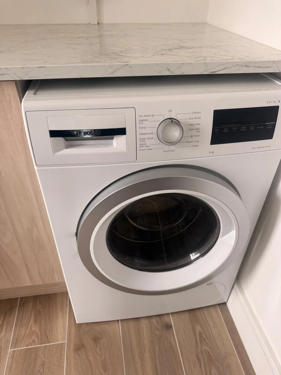 Bosch serie 4 washing machine 9kg - Image 2