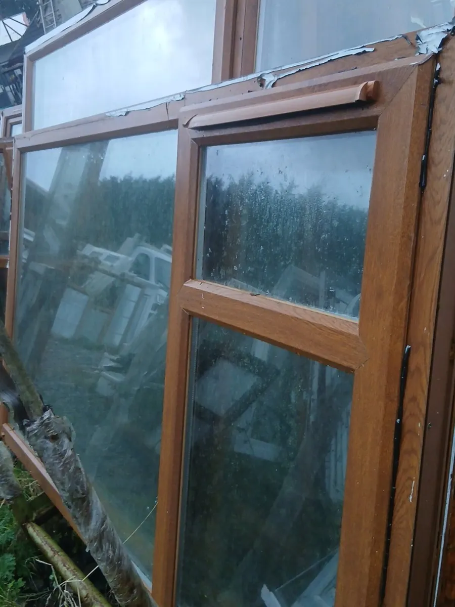 Large  selection of reclaimed second hand  windows - Image 2