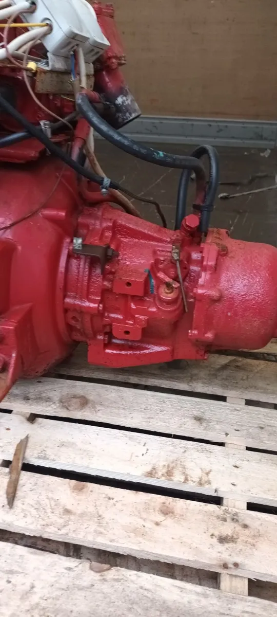 Boat engine - Image 3