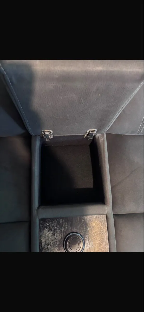 Electric recliner - Image 3
