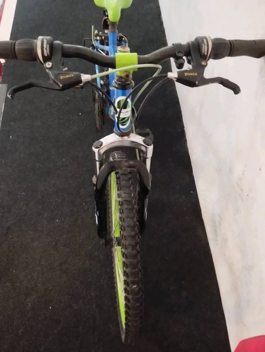 Boys 24inch bike - Image 4