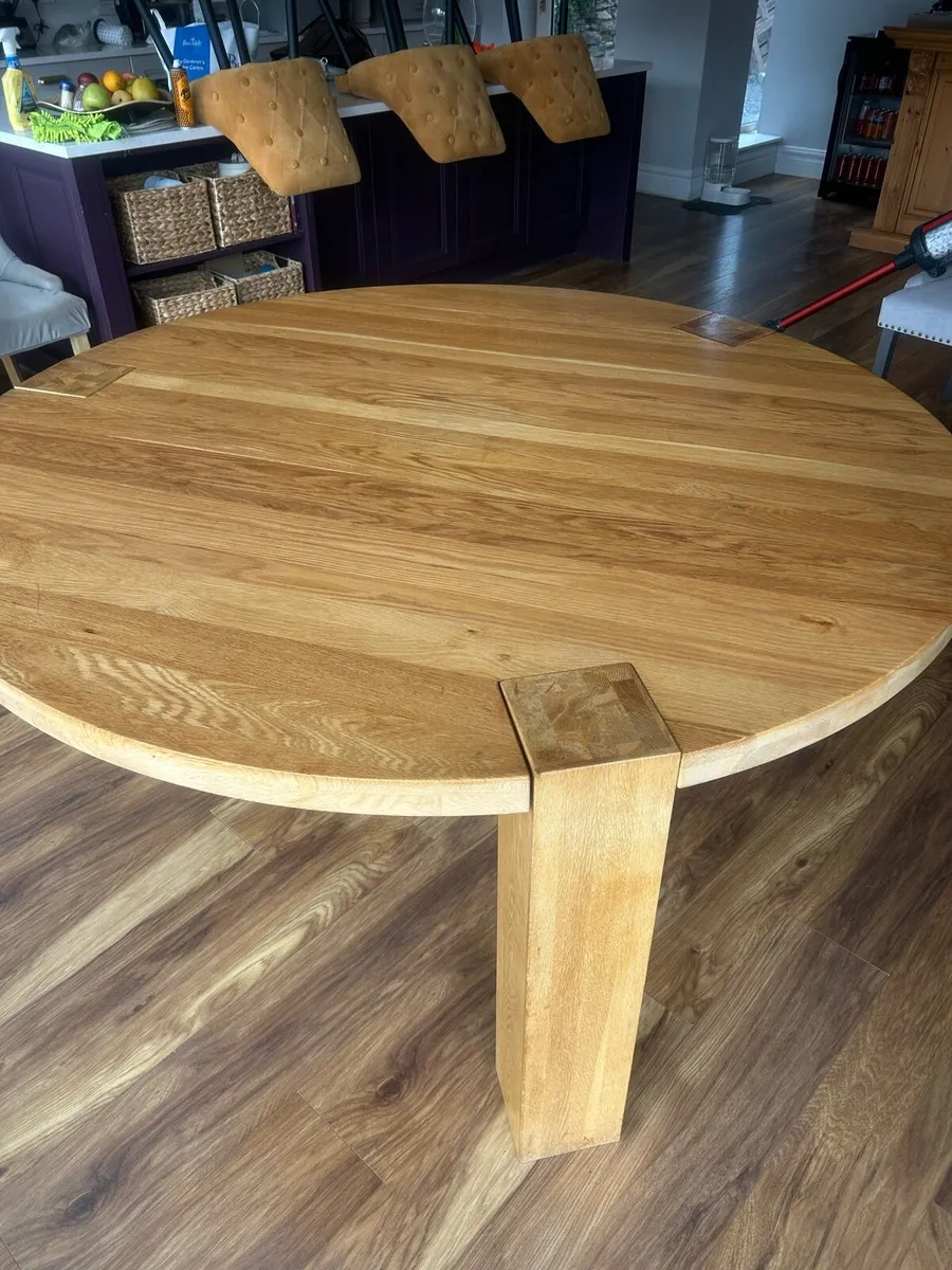 Dining table - Image 3