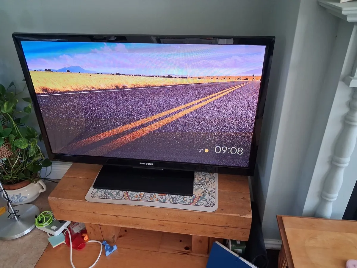 43 inch Television - Image 3