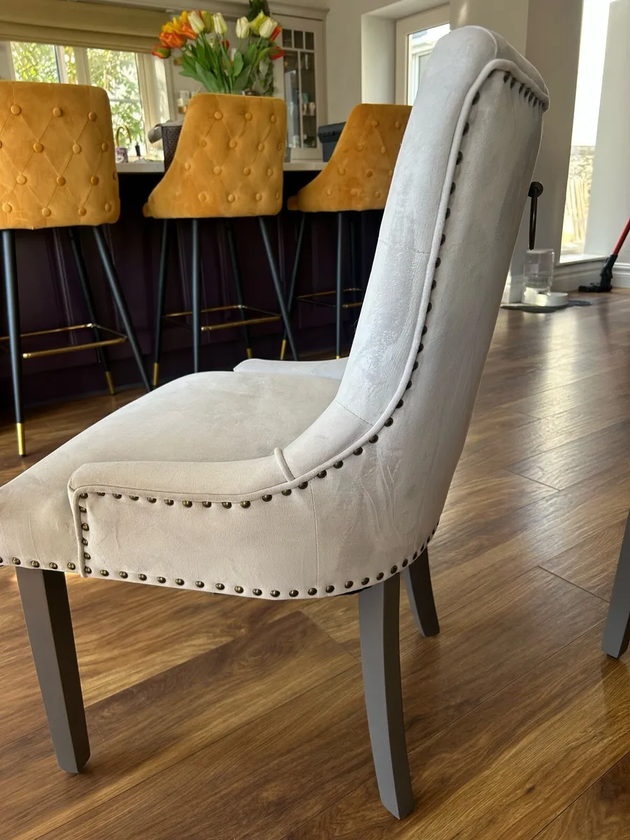 4 dining chairs - Image 4