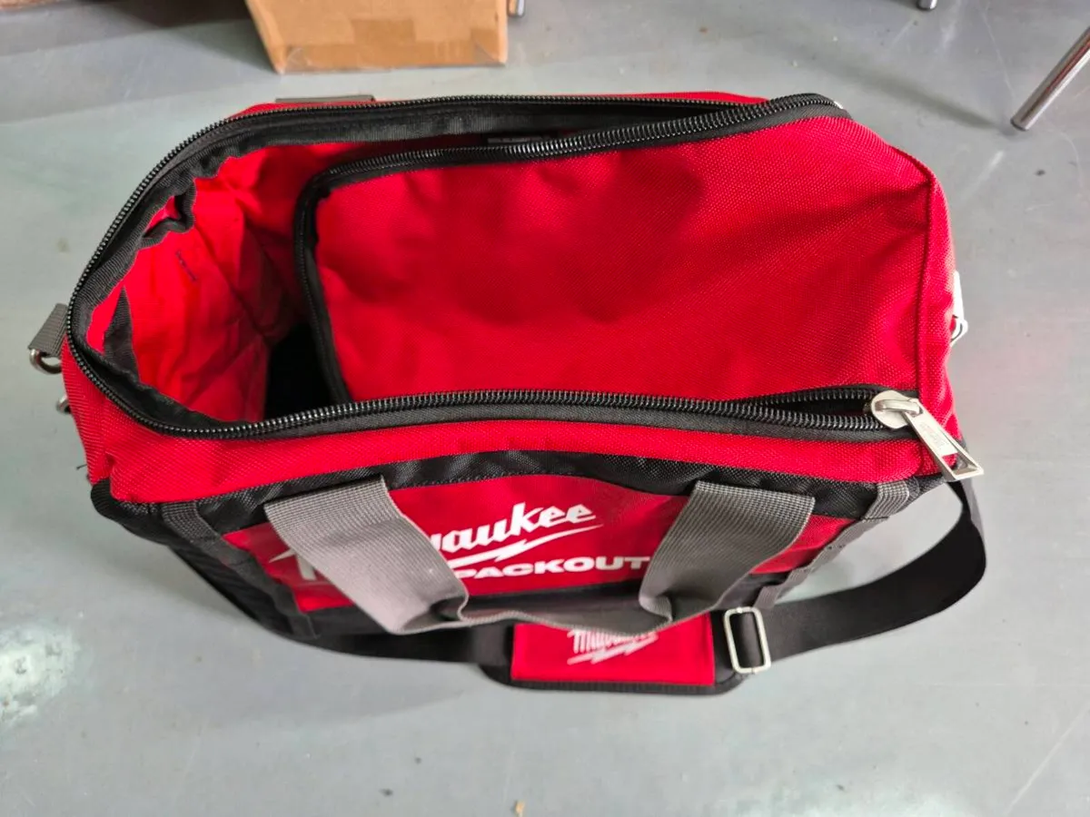 Milwaukee Packout Duffel Tool Bag - Image 2