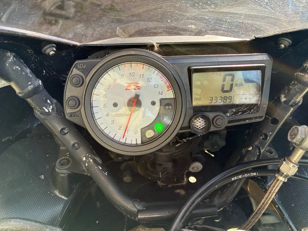 2003 gsxr 1000 k3 - Image 4