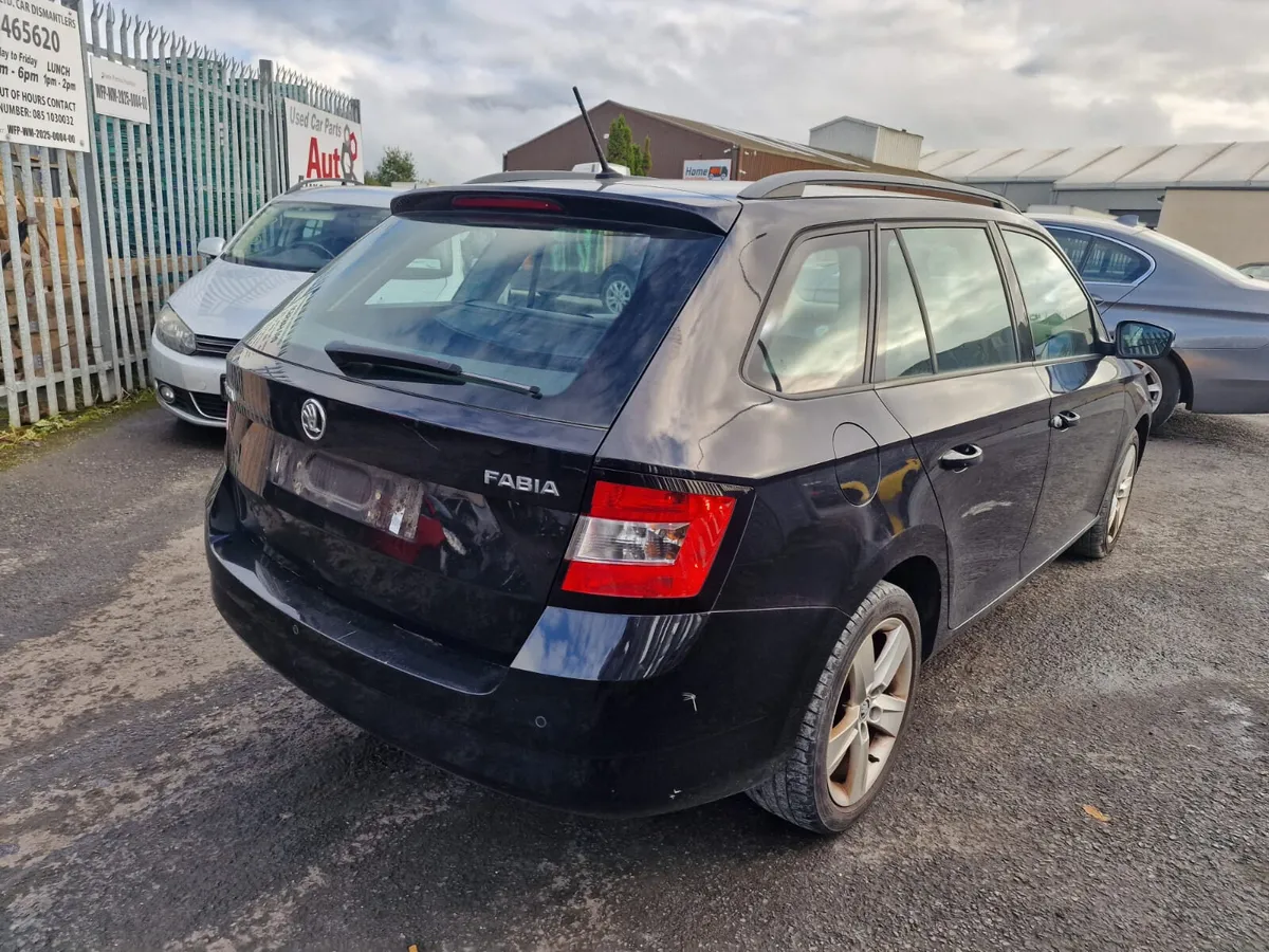 17 SKODA FABIA  1.4 TDI (CUTA) FOR BREAKING - Image 4