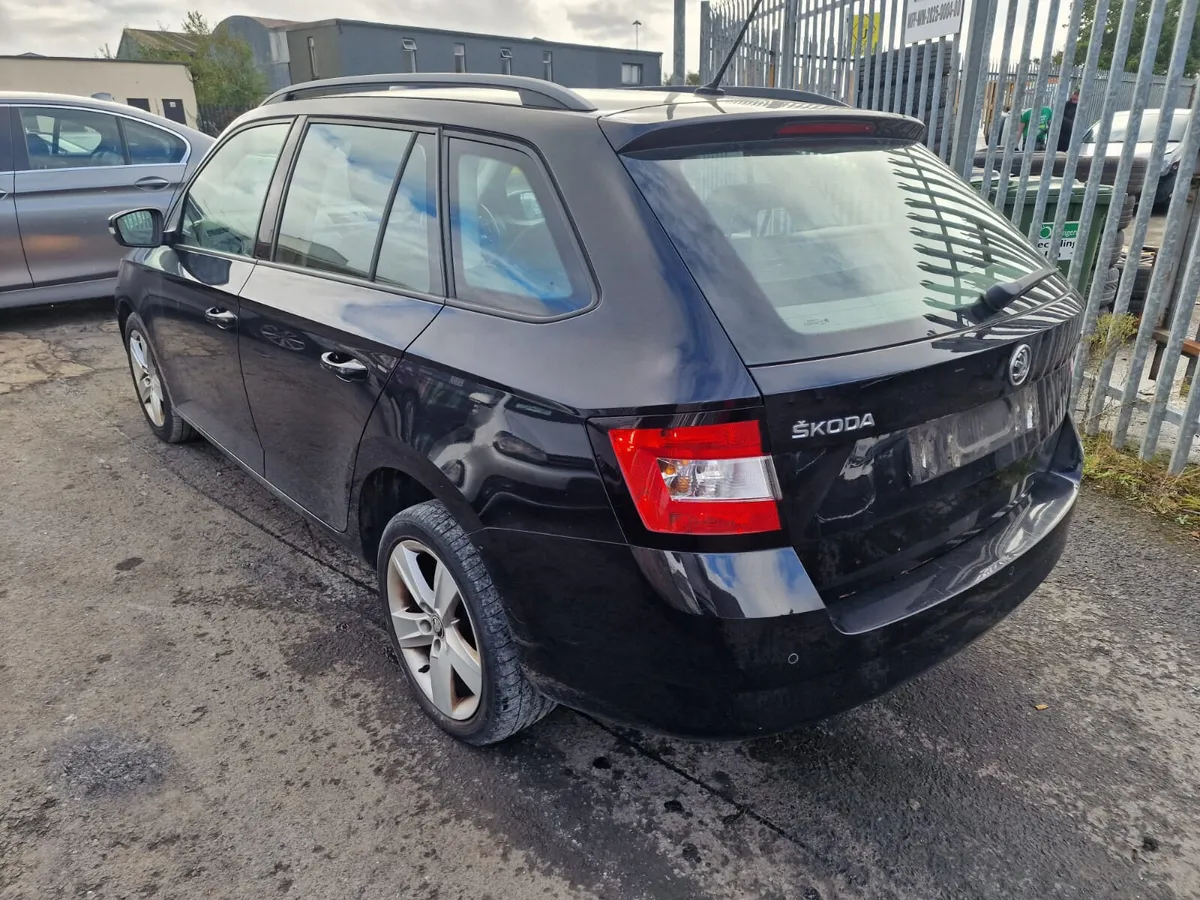 17 SKODA FABIA  1.4 TDI (CUTA) FOR BREAKING - Image 3