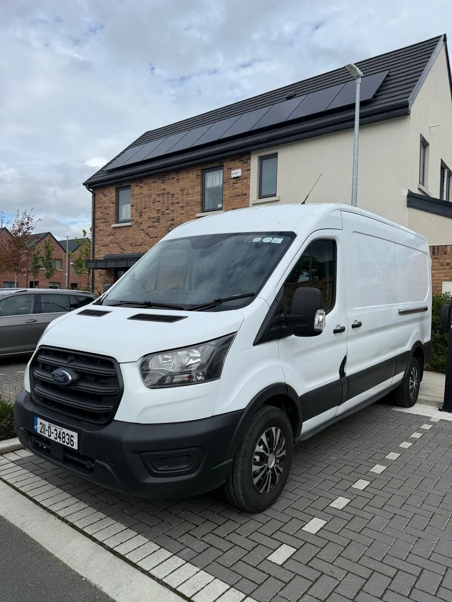 Ford transit 2021 - Image 2