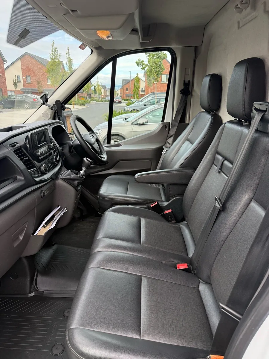 Ford transit 2021 - Image 4