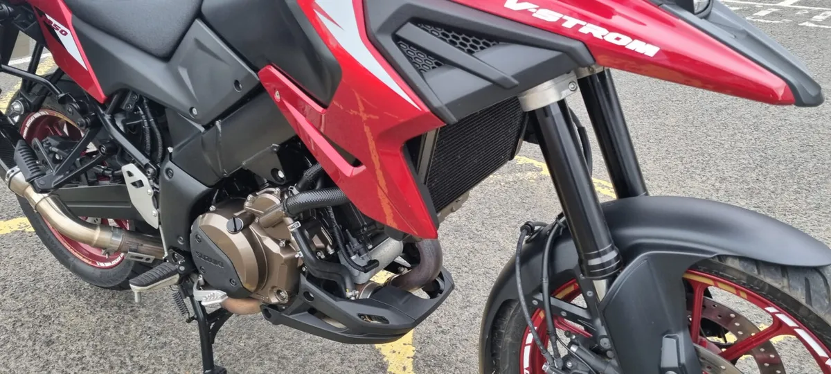 Suzuki DL1050R V-Strom - Image 2