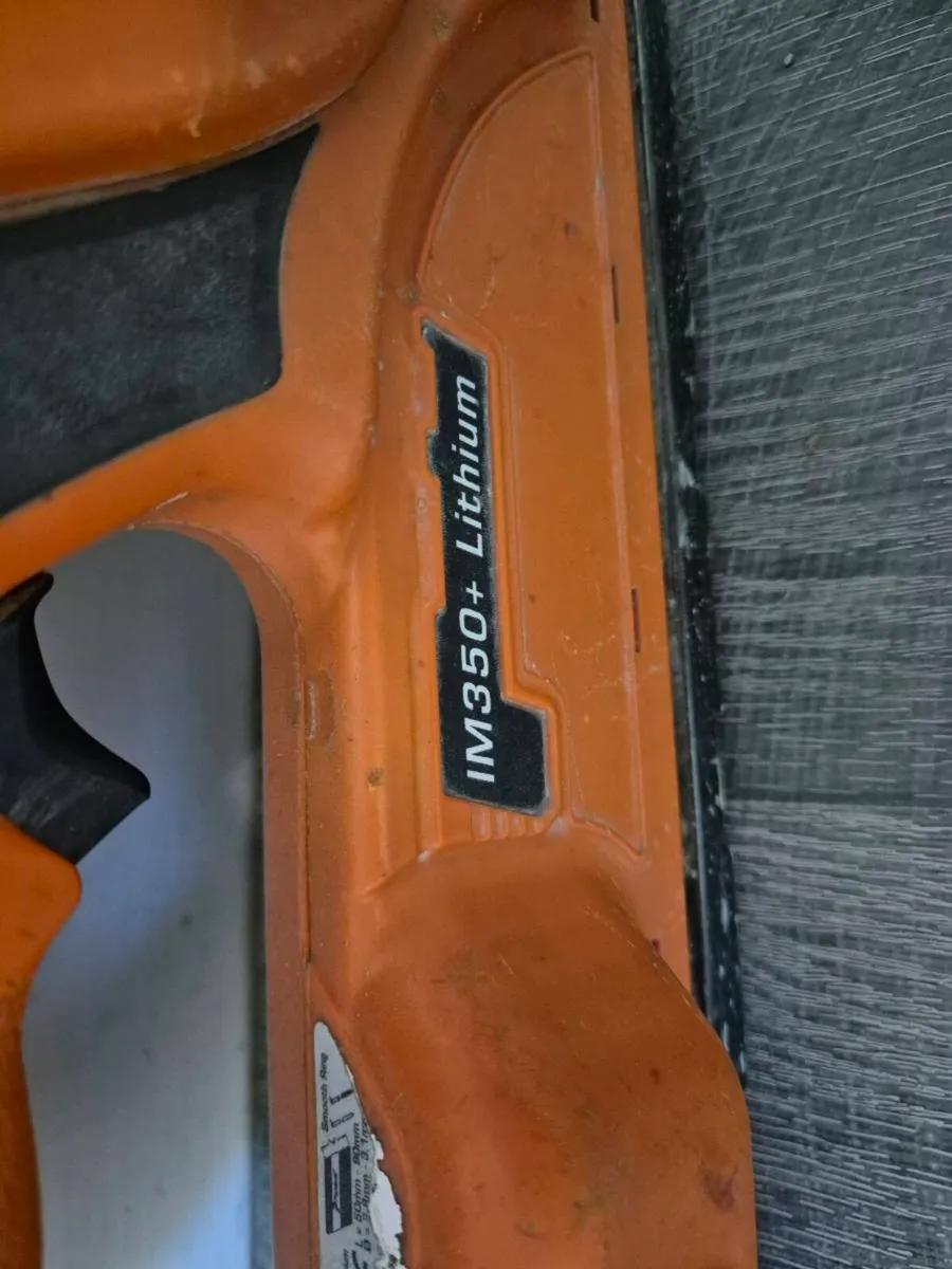 Paslode nail gun , Makita Circular Saw - Image 2