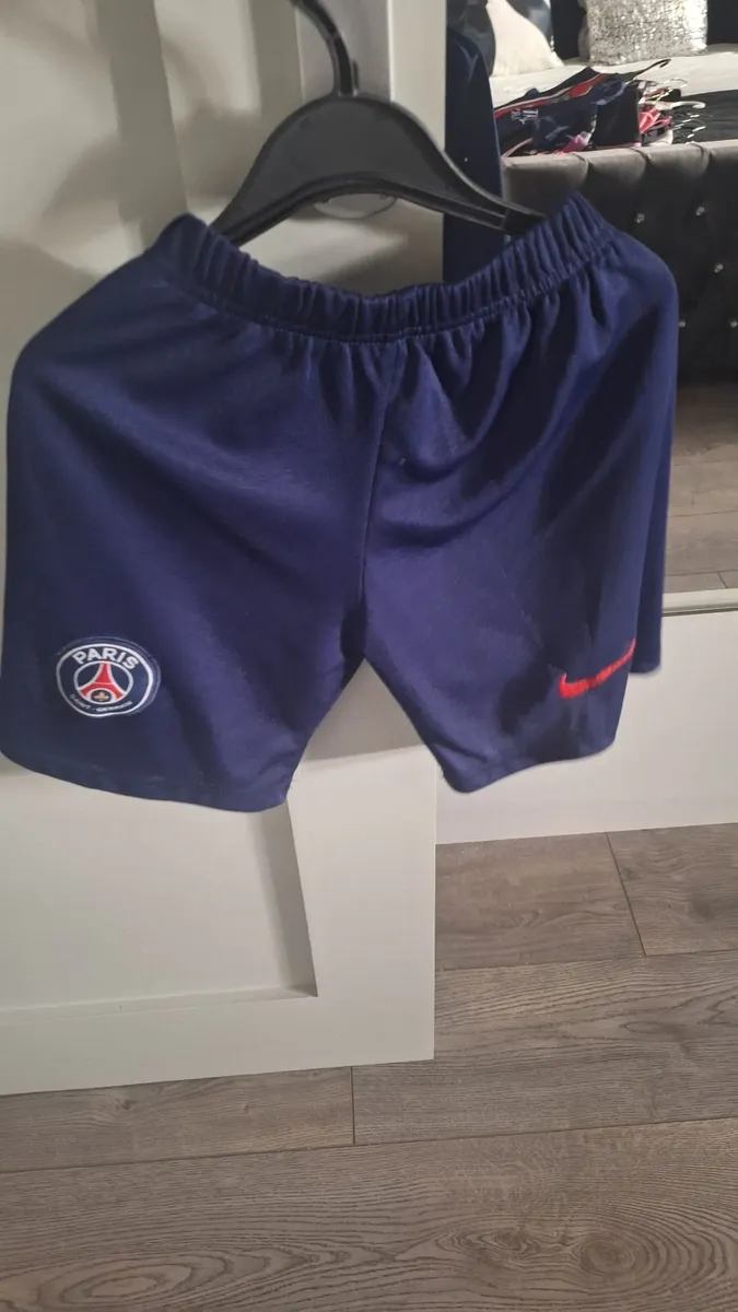 Boys football kits - Image 1