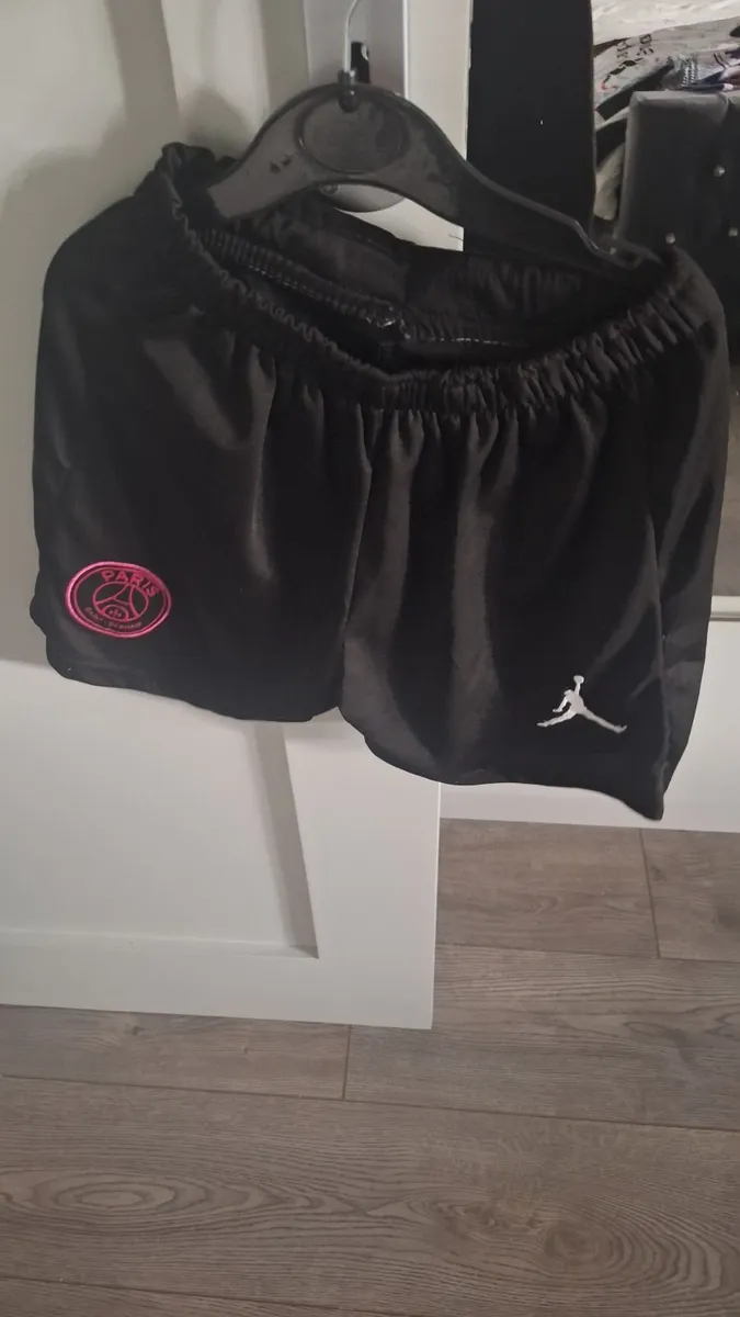 Boys football kits - Image 2