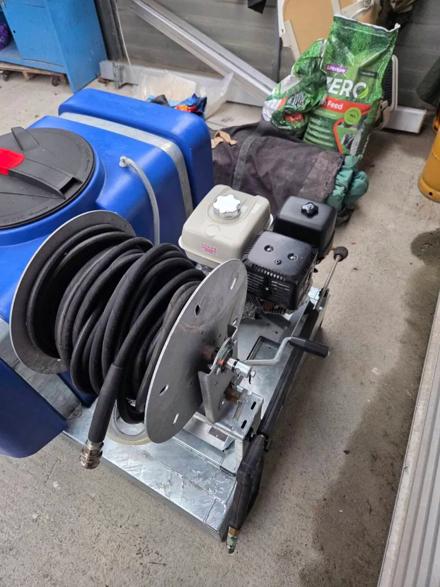 Petrol pressure washer - Image 3
