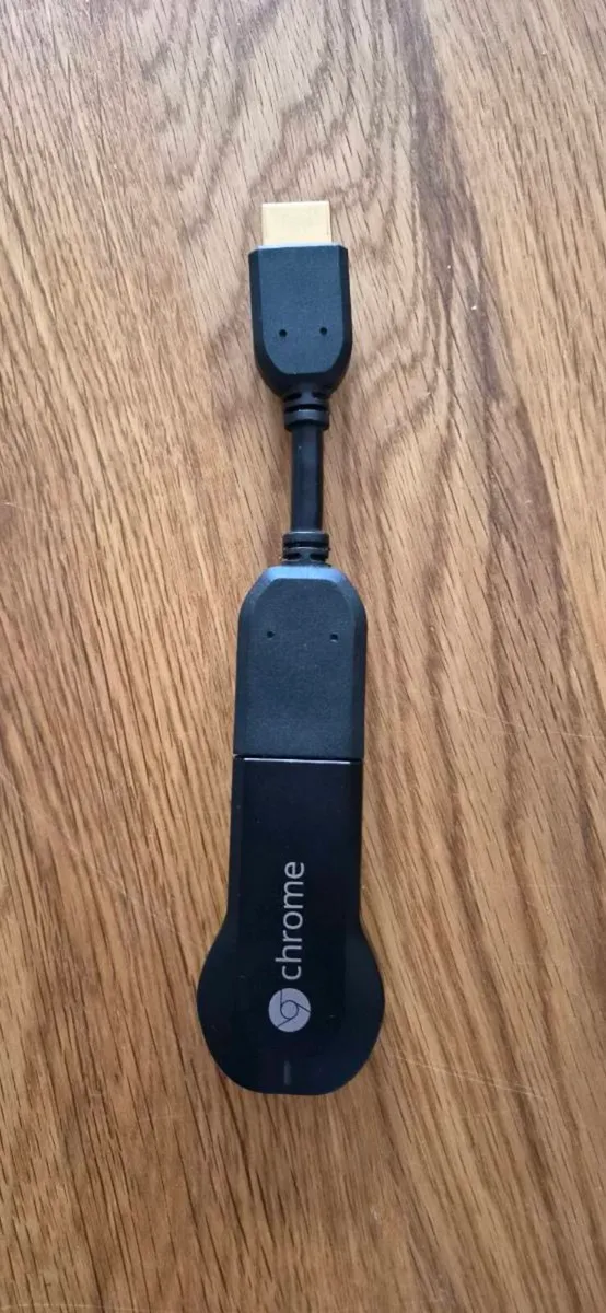 Google Chromecast (1st Generation) - Image 2