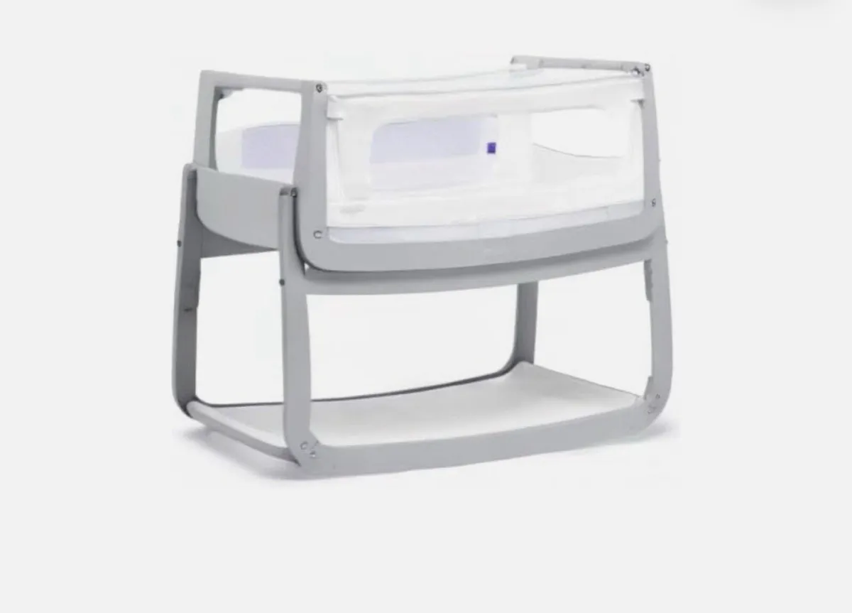 SnuzPod 3 with mattress and sheets - Image 1