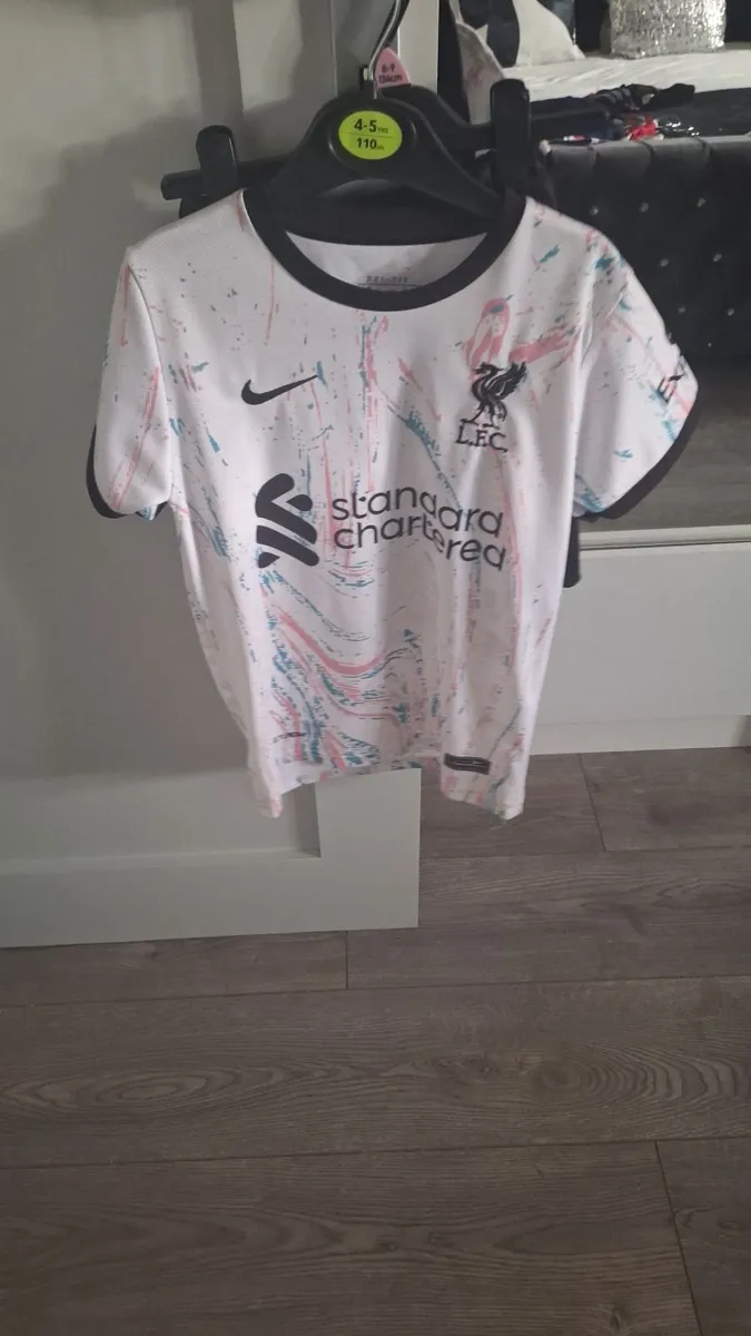 Football kits - Image 1