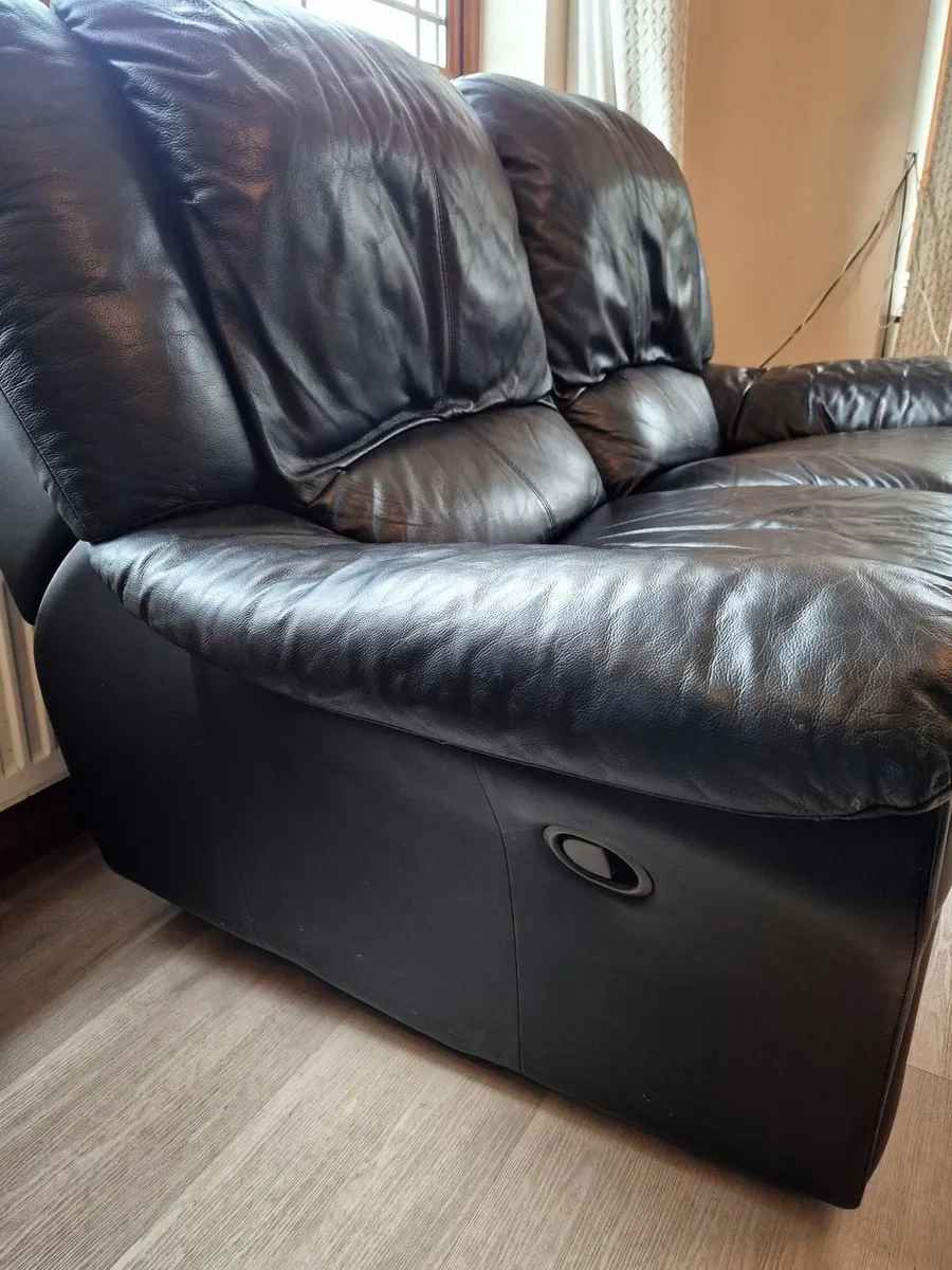 Recliner 3 Piece Suite - Black Leather - Image 4