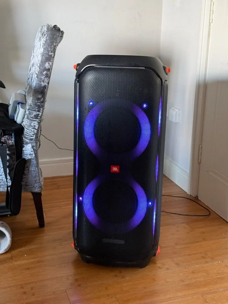 Jbl partybox 710 speaker - Image 1