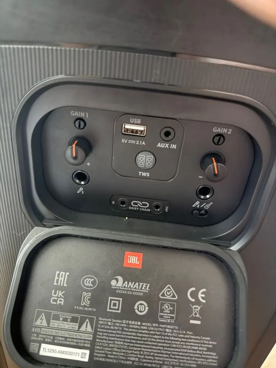 Jbl partybox 710 speaker - Image 3