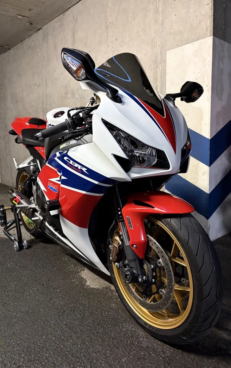 2014 Honda CBR1000RR Fireblade 180+hp €8500 - Image 1