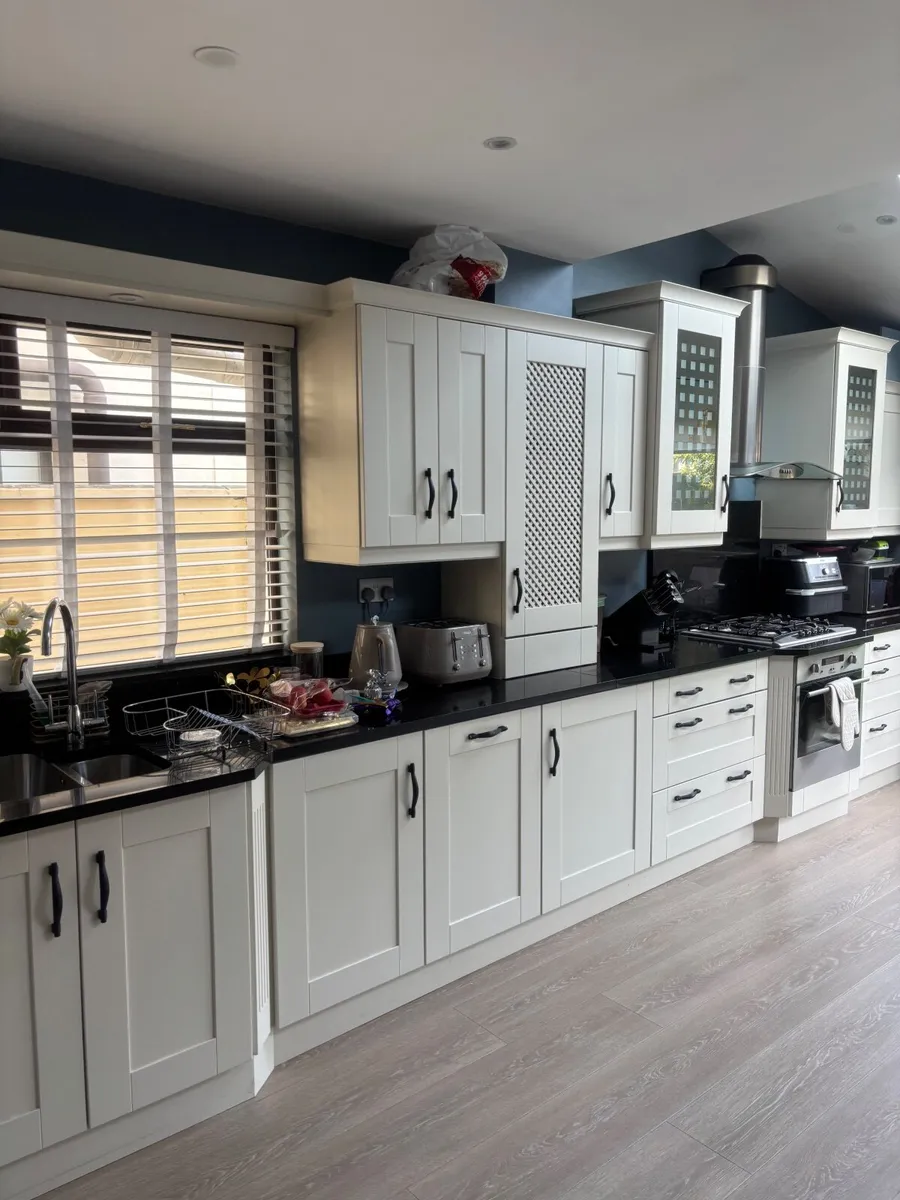 Kitchen - Image 2