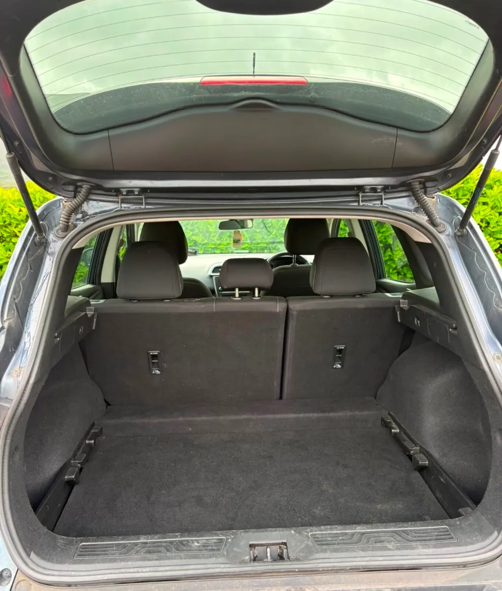 2016 Renault Kadjar Automatic 1.5D - Image 4