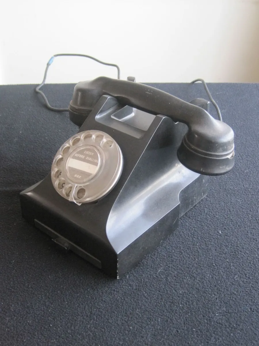 P&T Bakelite Telephone - Image 2