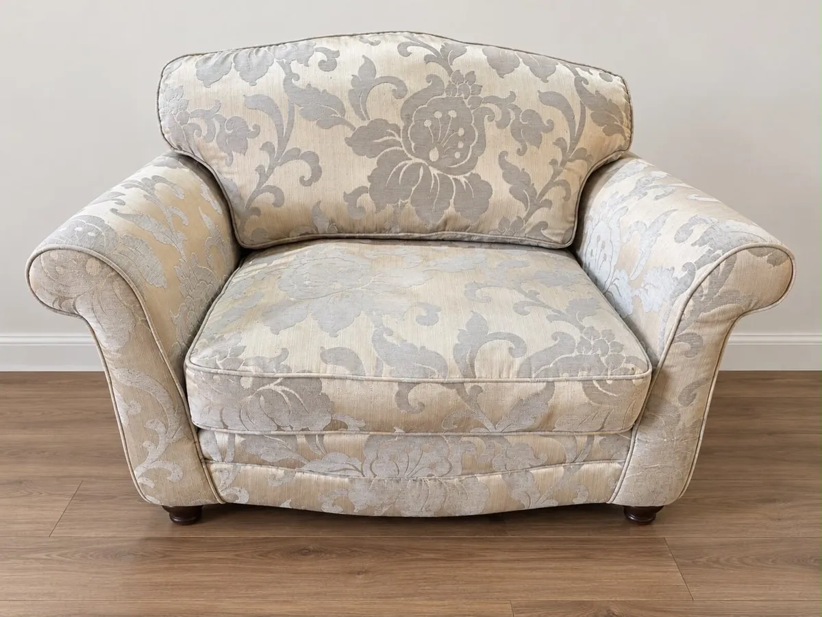 Couch - Image 1