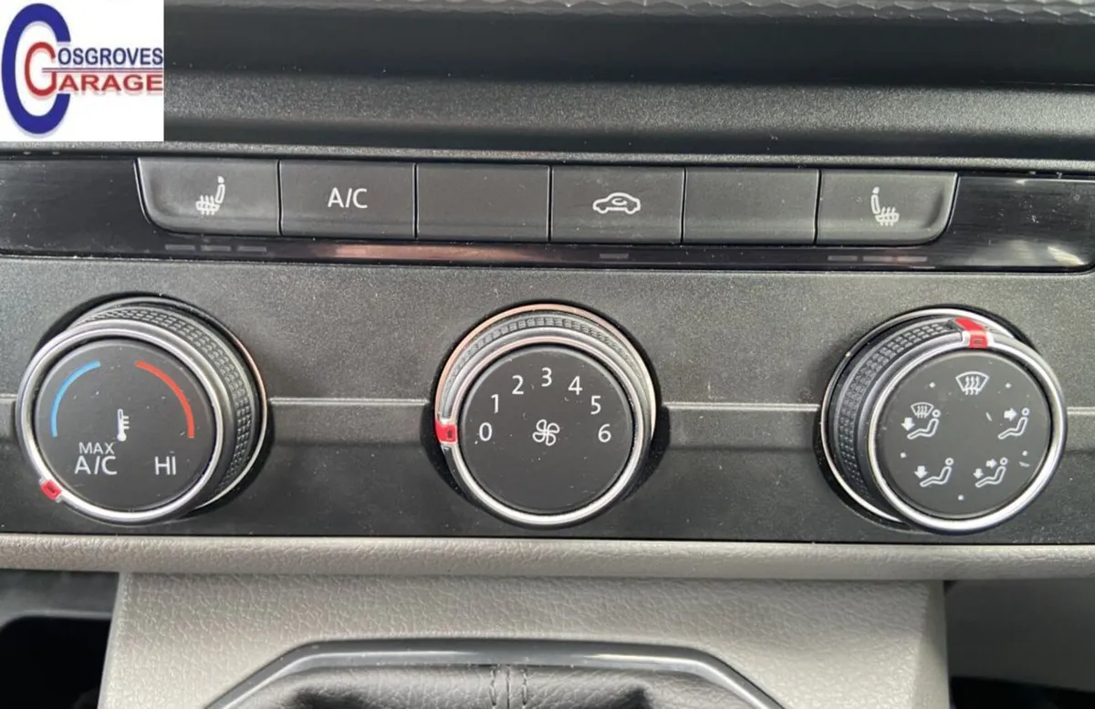 Volkswagen Transporter 2024 - Image 4