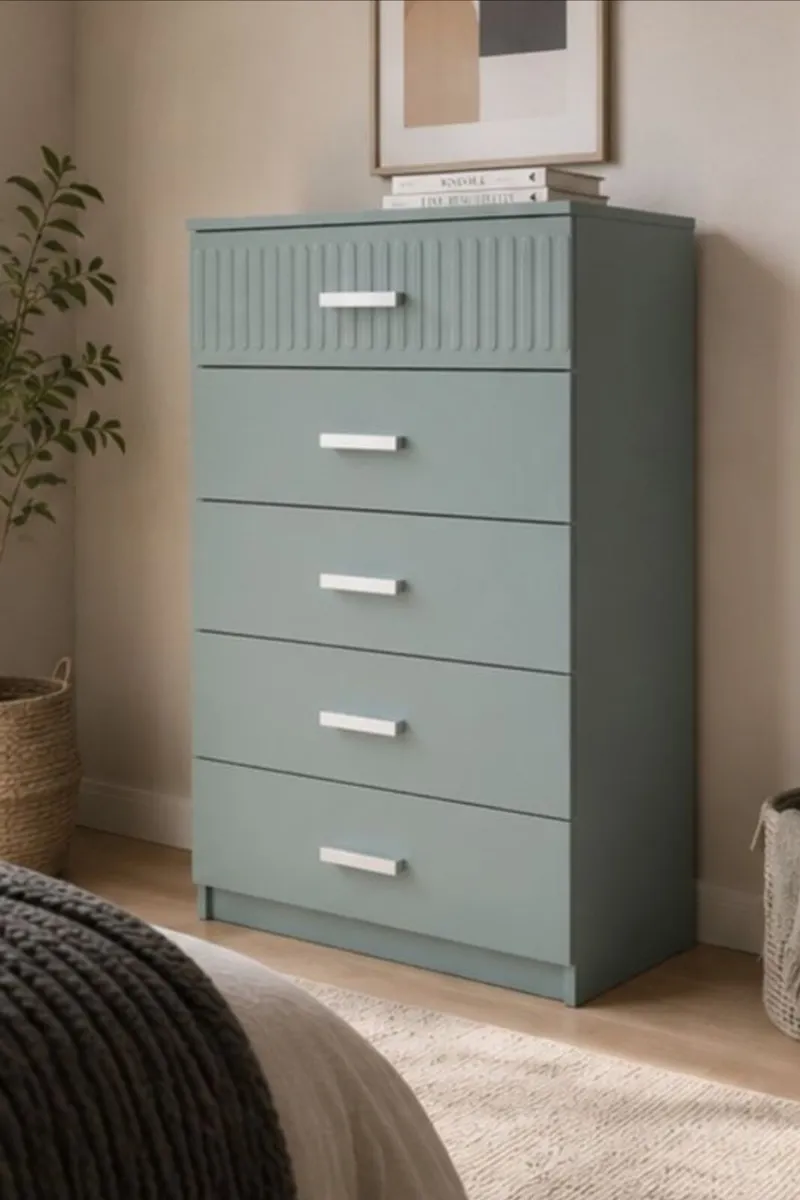 Chest of Drawers - Image 3