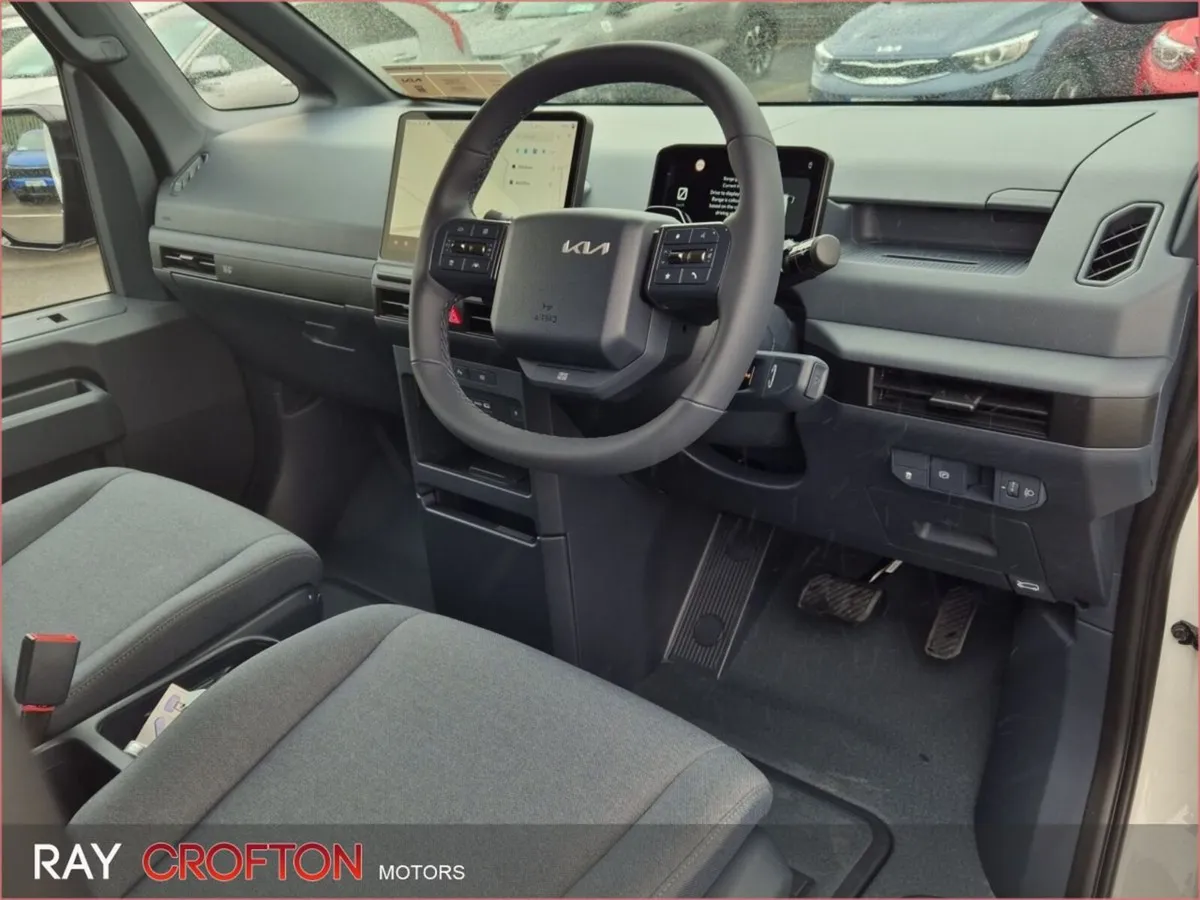 Kia PV5 CARGO VAN K2 6DR AUTO 71.2 kWh - Image 2