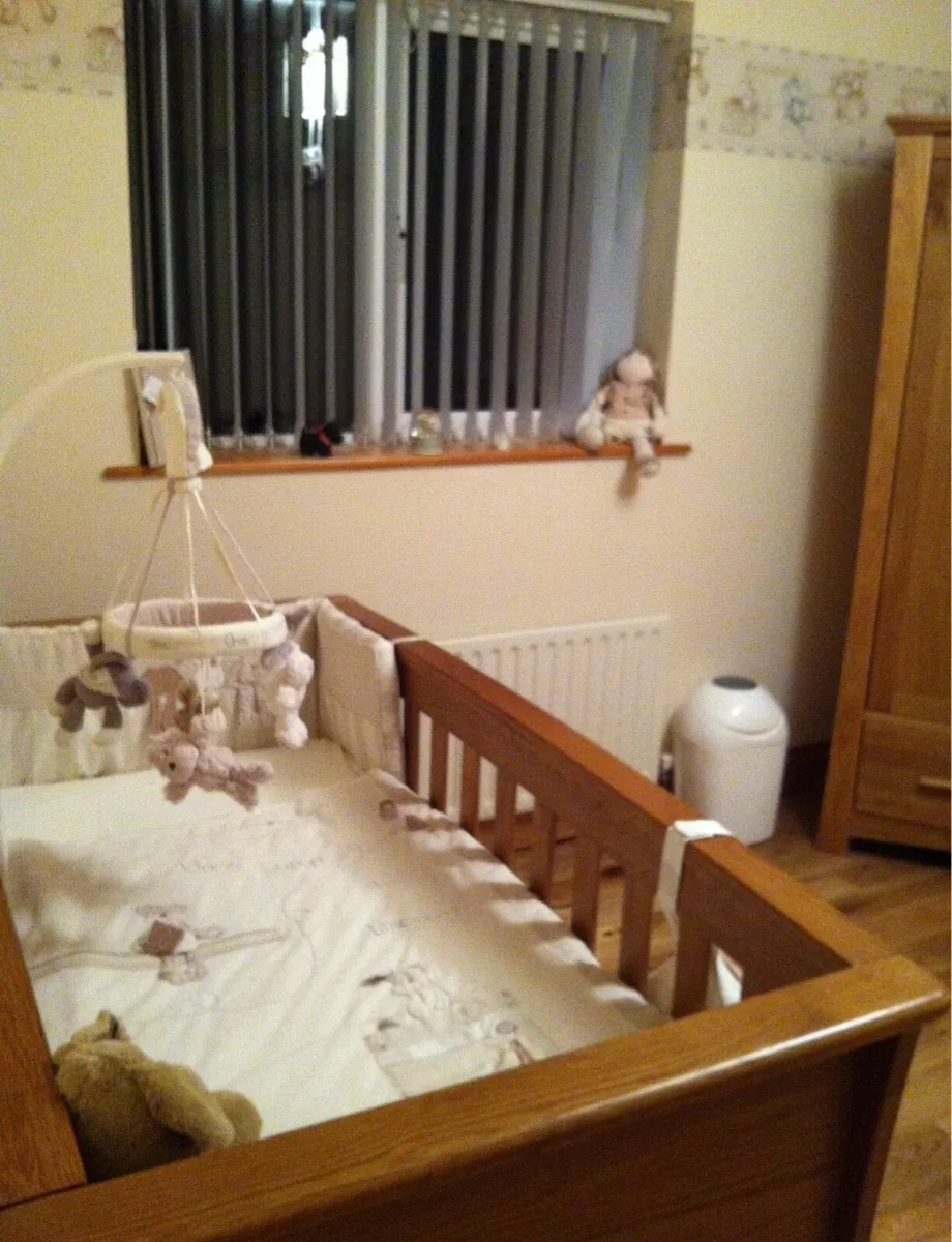 Mamas and Papa’s Bedroom set - Image 1