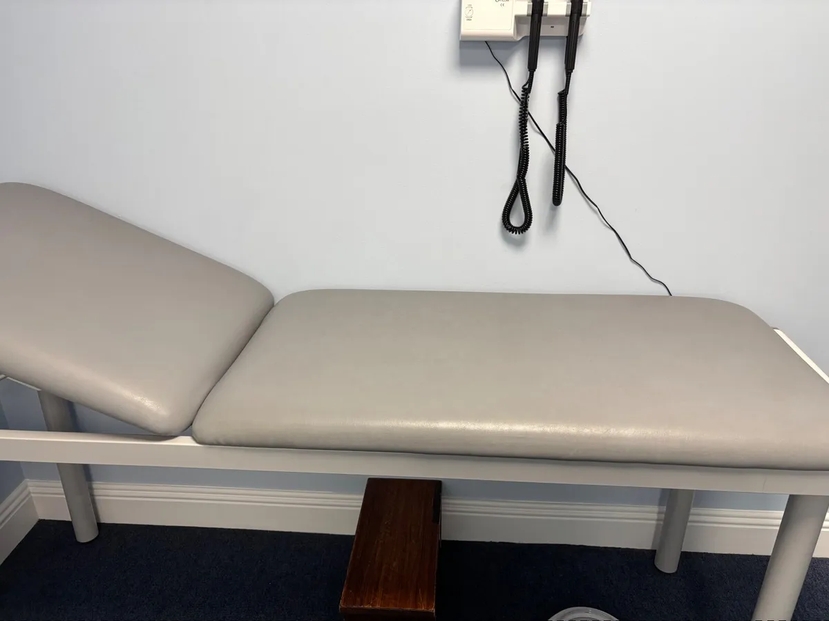 Medical Counch - Image 3