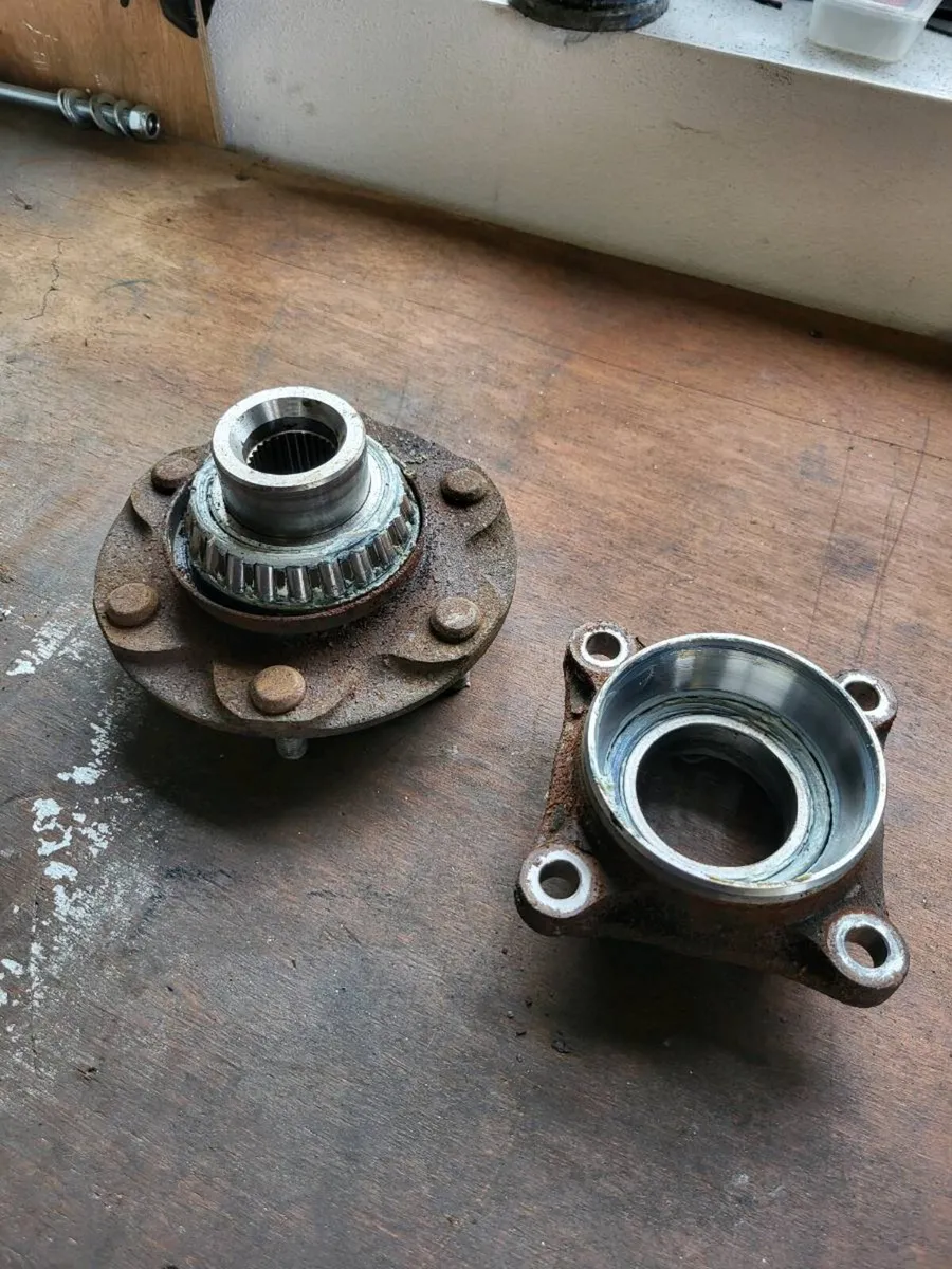 Landcruser drive shaft and wheel bearings - Image 3