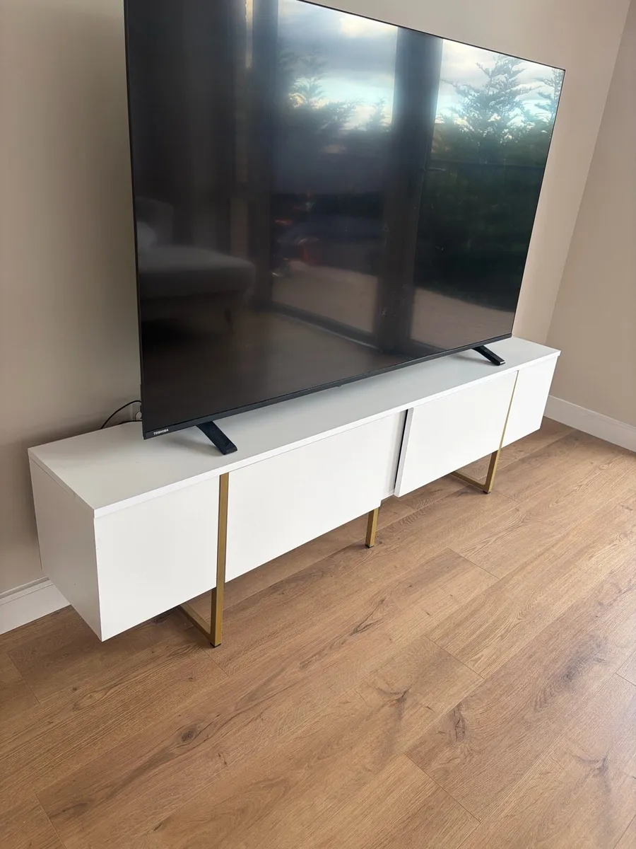 Tv Unit - Image 1