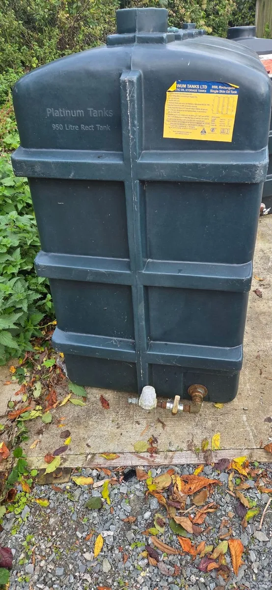 Free 2 oil tanks - Image 4