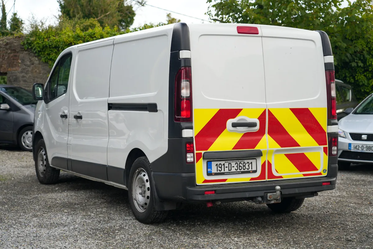 2019 Opel Vivaro 1.6 Manual Diesel - Image 3