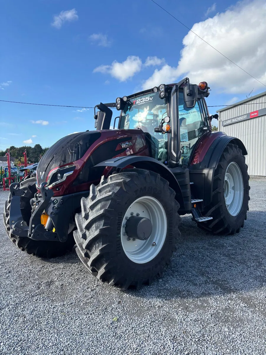 New Valtra T235 Versu- In Stock - Image 1